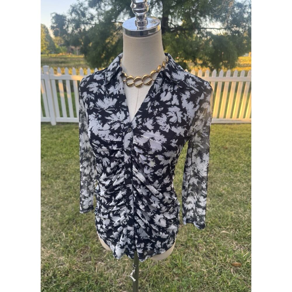 Cable & Gauge Y2K Cinched Collared Shear Button Up Black White Floral XS NEW